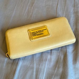 Marc Jacobs wallet
